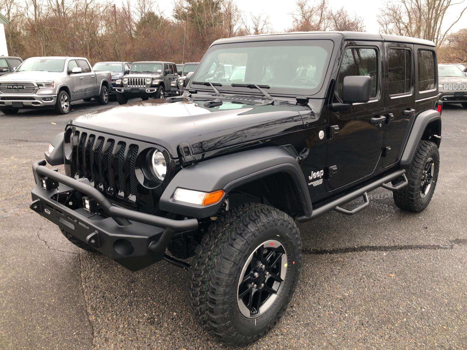 Pre-Owned 2019 Jeep Wrangler Unlimited Sport S 4×4